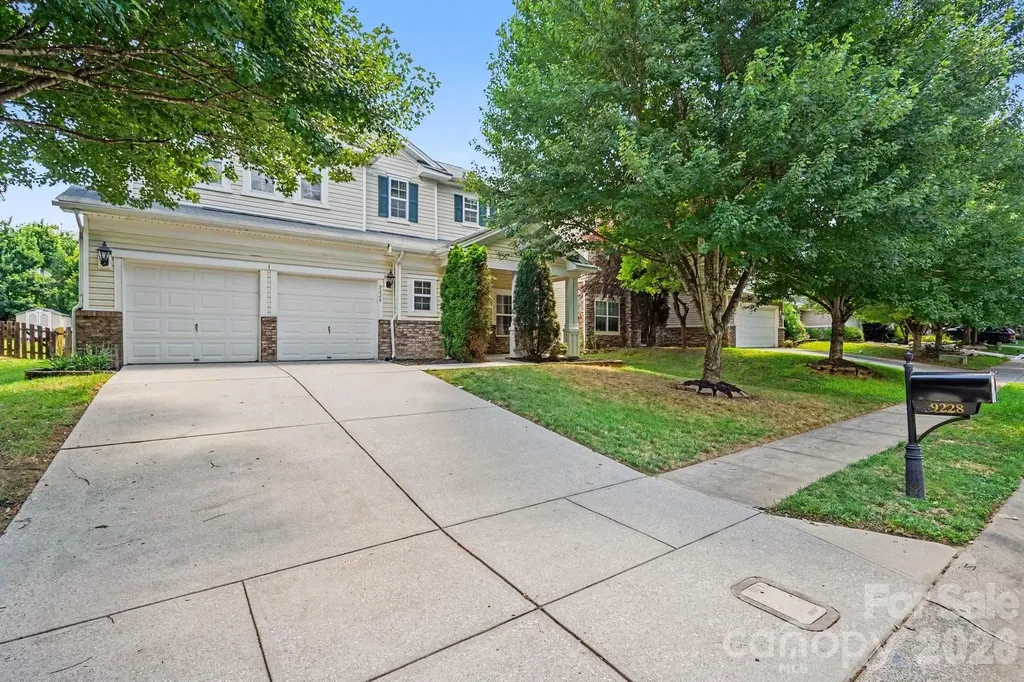 9228 Seamill Road Charlotte NC 28278