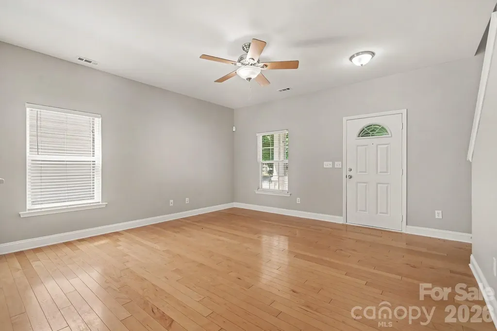 9228 Seamill Road Charlotte NC 28278