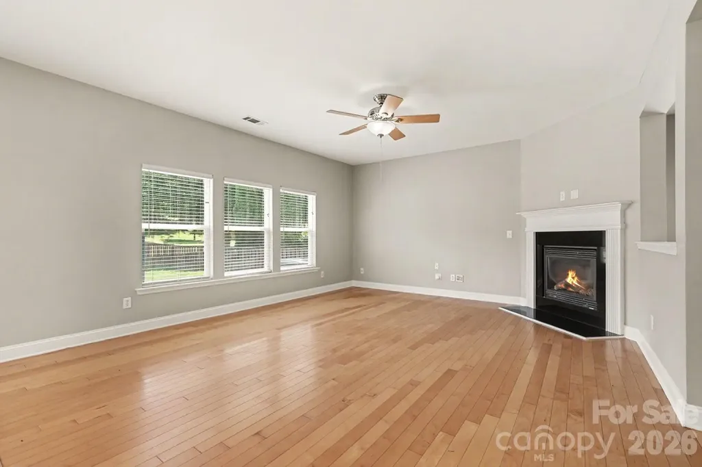 9228 Seamill Road Charlotte NC 28278