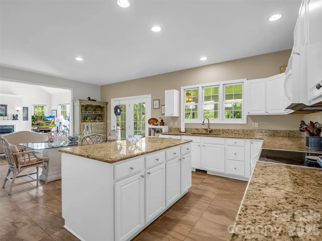 207 Sugar Hollow Road Hendersonville NC 28739