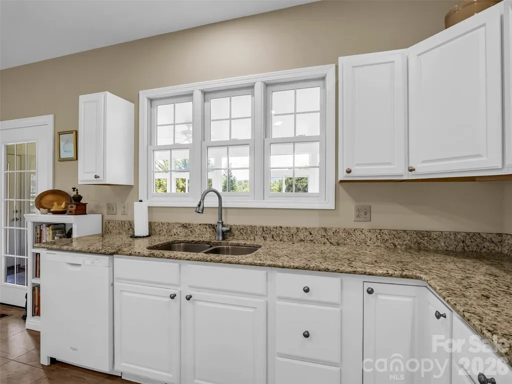 207 Sugar Hollow Road Hendersonville NC 28739