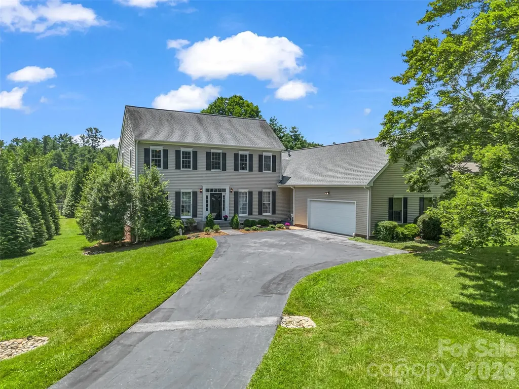 207 Sugar Hollow Road Hendersonville NC 28739