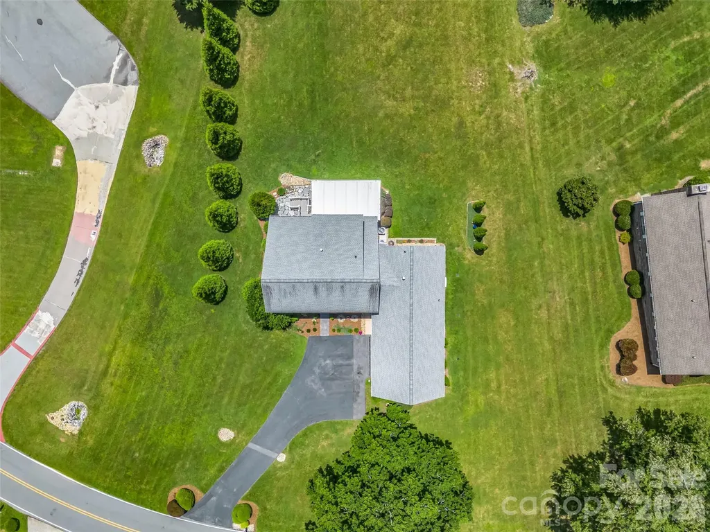207 Sugar Hollow Road Hendersonville NC 28739