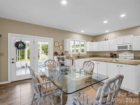 207 Sugar Hollow Road Hendersonville NC 28739