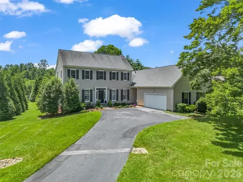207 Sugar Hollow Road Hendersonville NC 28739