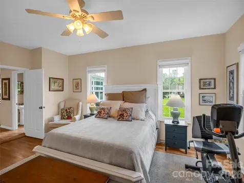207 Sugar Hollow Road Hendersonville NC 28739