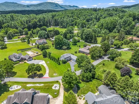 207 Sugar Hollow Road Hendersonville NC 28739