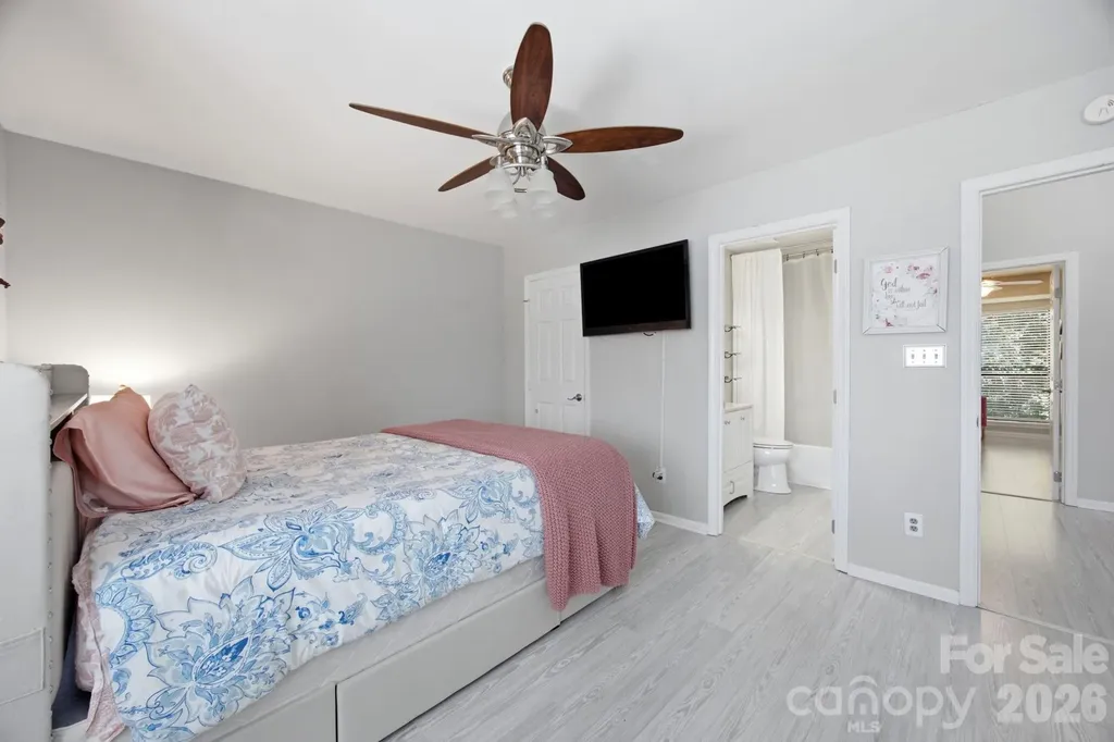 11002 Carmel Crossing Road Charlotte NC 28226