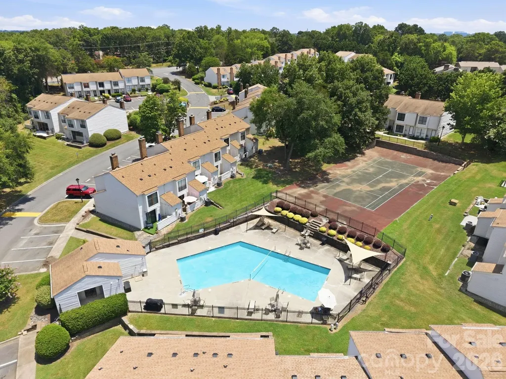 11002 Carmel Crossing Road Charlotte NC 28226
