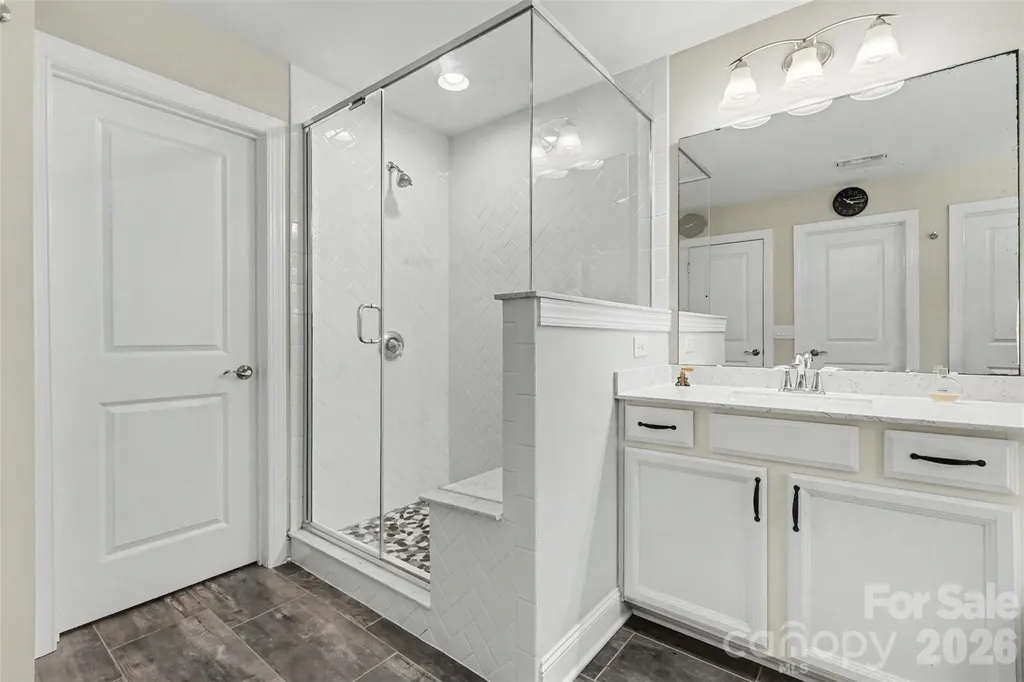 9014 Manor Oak Court Charlotte NC 28277