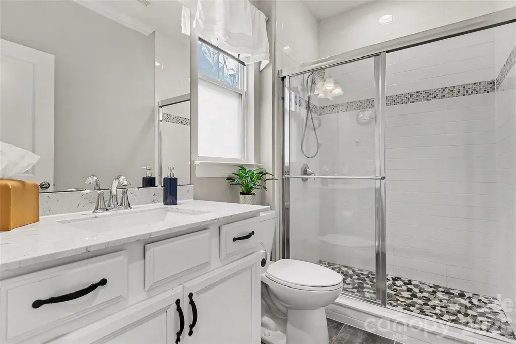 9014 Manor Oak Court Charlotte NC 28277