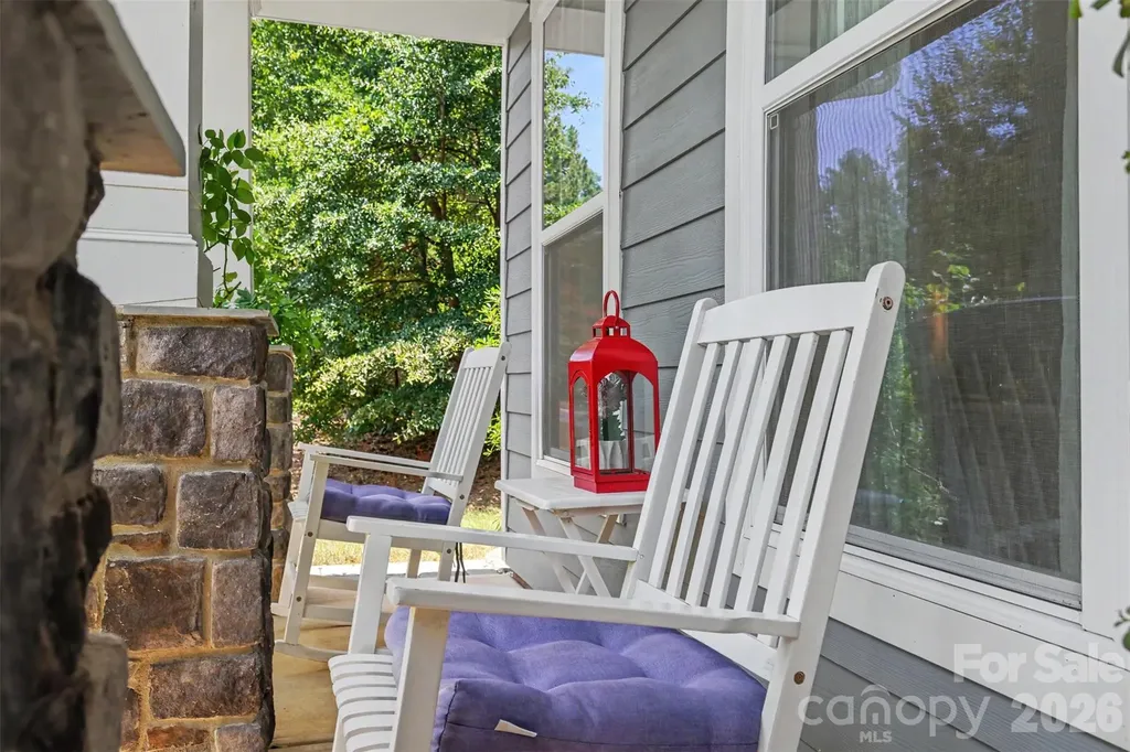 9014 Manor Oak Court Charlotte NC 28277