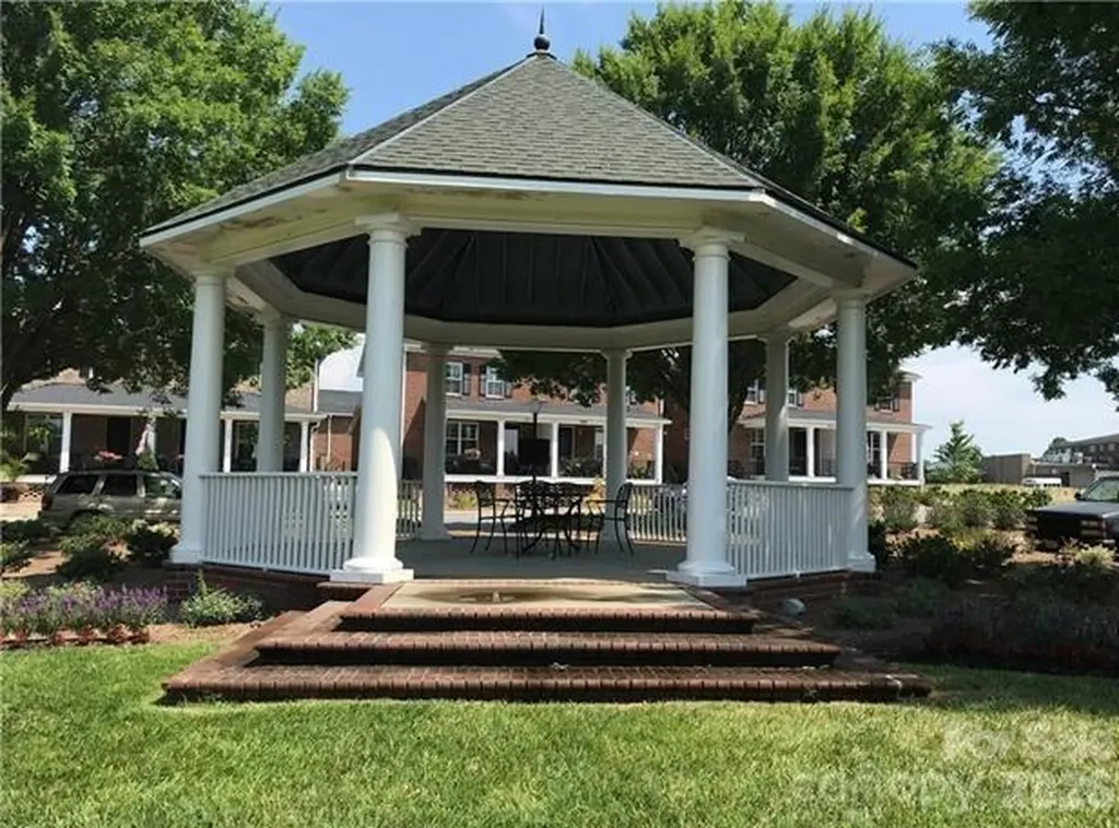 5732 Village Drive NW Concord NC 28027