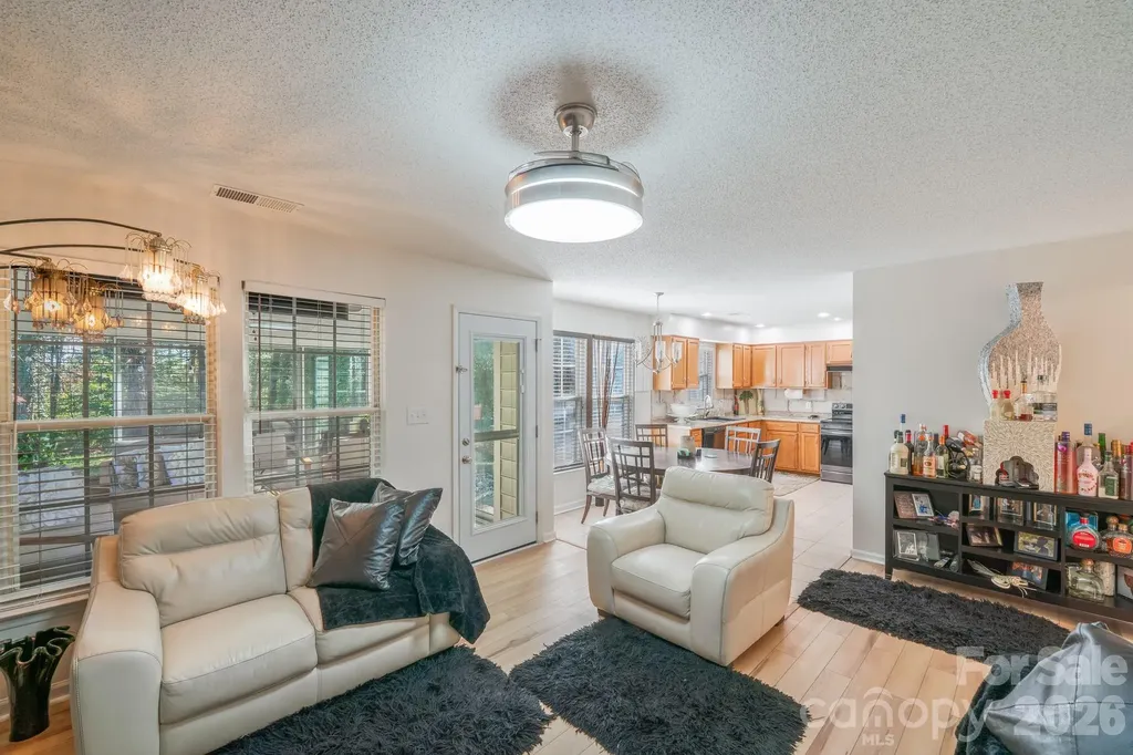 6101 Skyline Drive Charlotte NC 28269