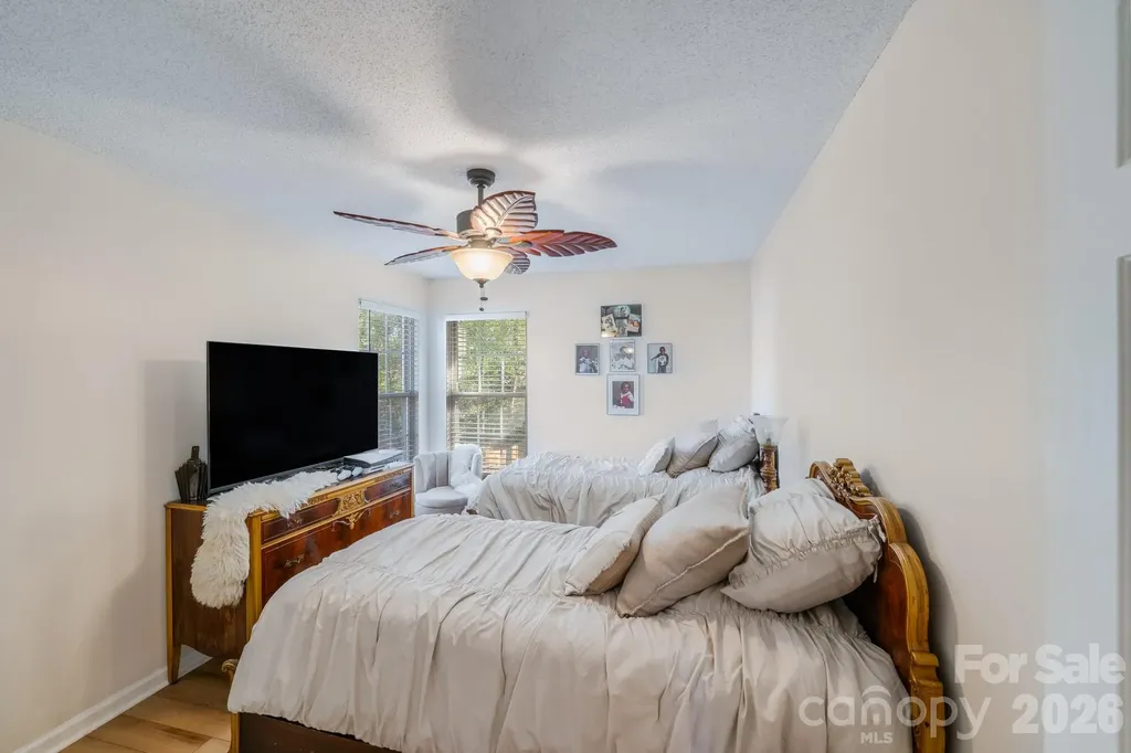 6101 Skyline Drive Charlotte NC 28269