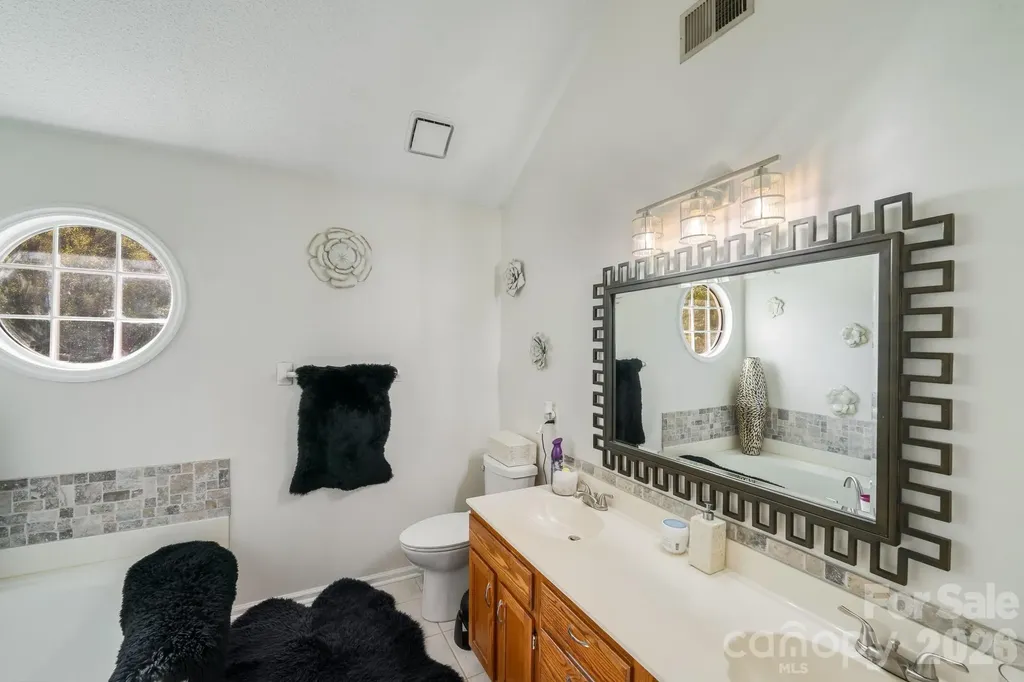 6101 Skyline Drive Charlotte NC 28269