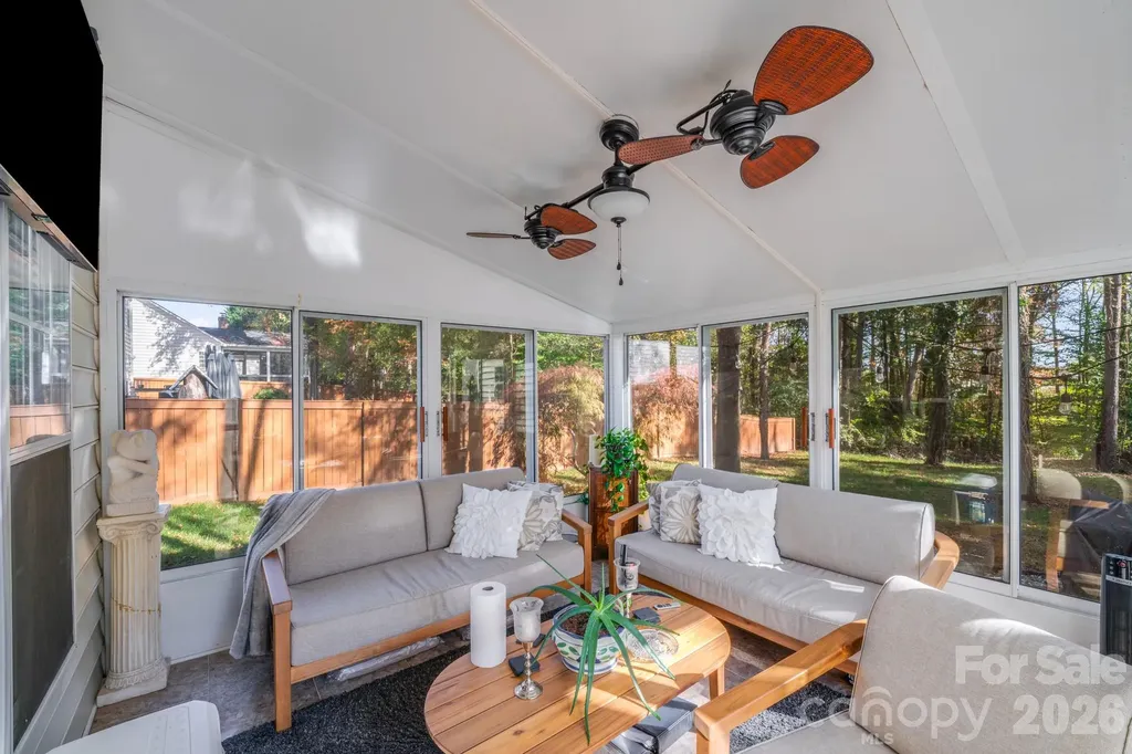 6101 Skyline Drive Charlotte NC 28269