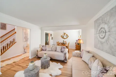 6101 Skyline Drive Charlotte NC 28269