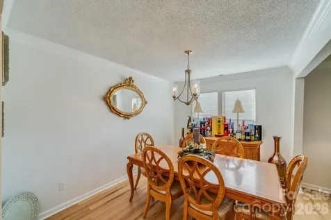 6101 Skyline Drive Charlotte NC 28269