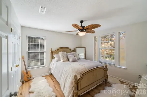6101 Skyline Drive Charlotte NC 28269