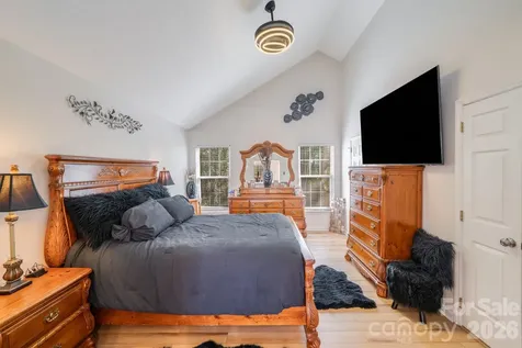 6101 Skyline Drive Charlotte NC 28269