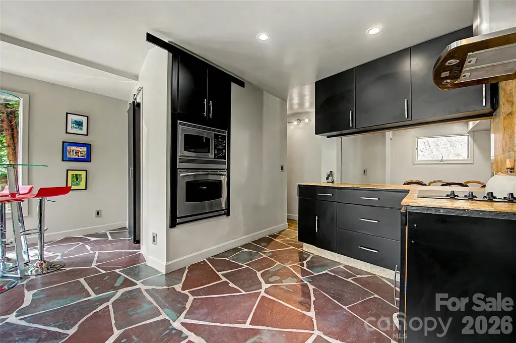 797 Merrills Cove Road Asheville NC 28803