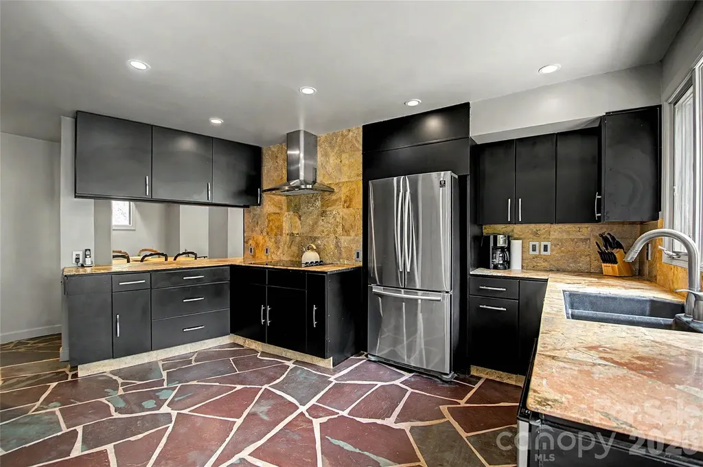 797 Merrills Cove Road Asheville NC 28803