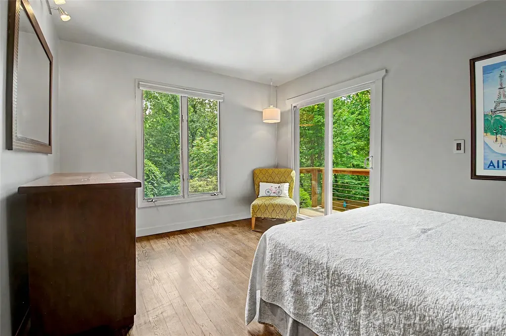 797 Merrills Cove Road Asheville NC 28803