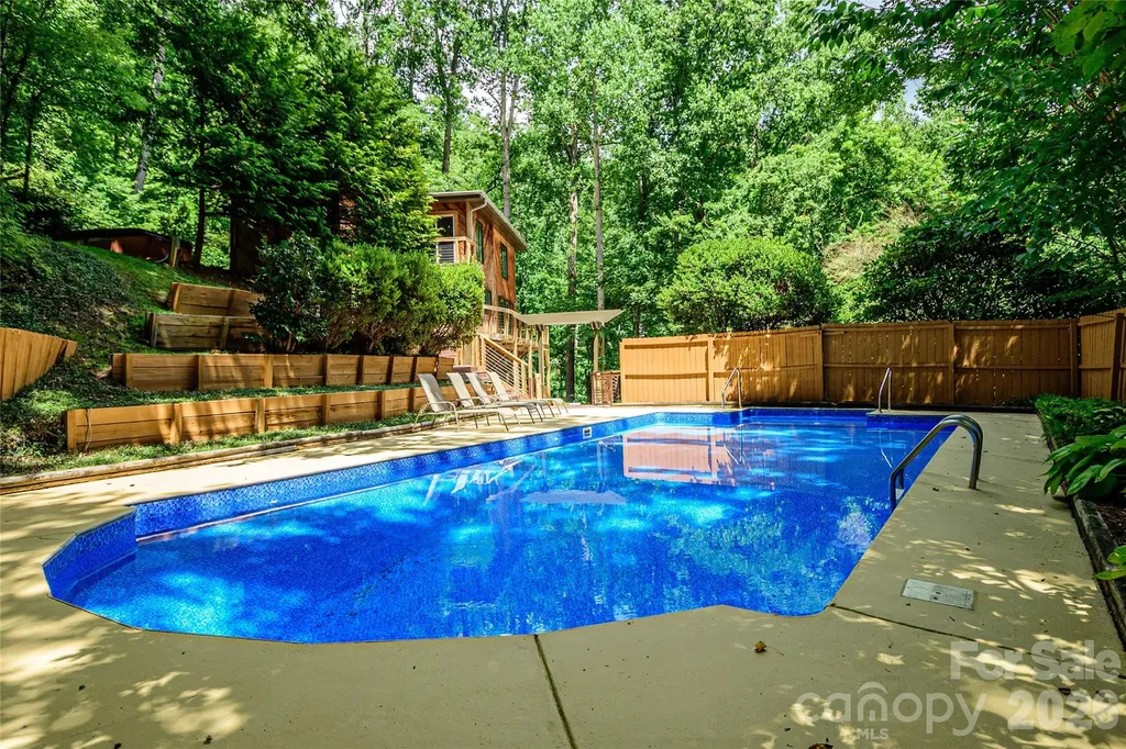 797 Merrills Cove Road Asheville NC 28803