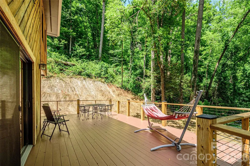 797 Merrills Cove Road Asheville NC 28803