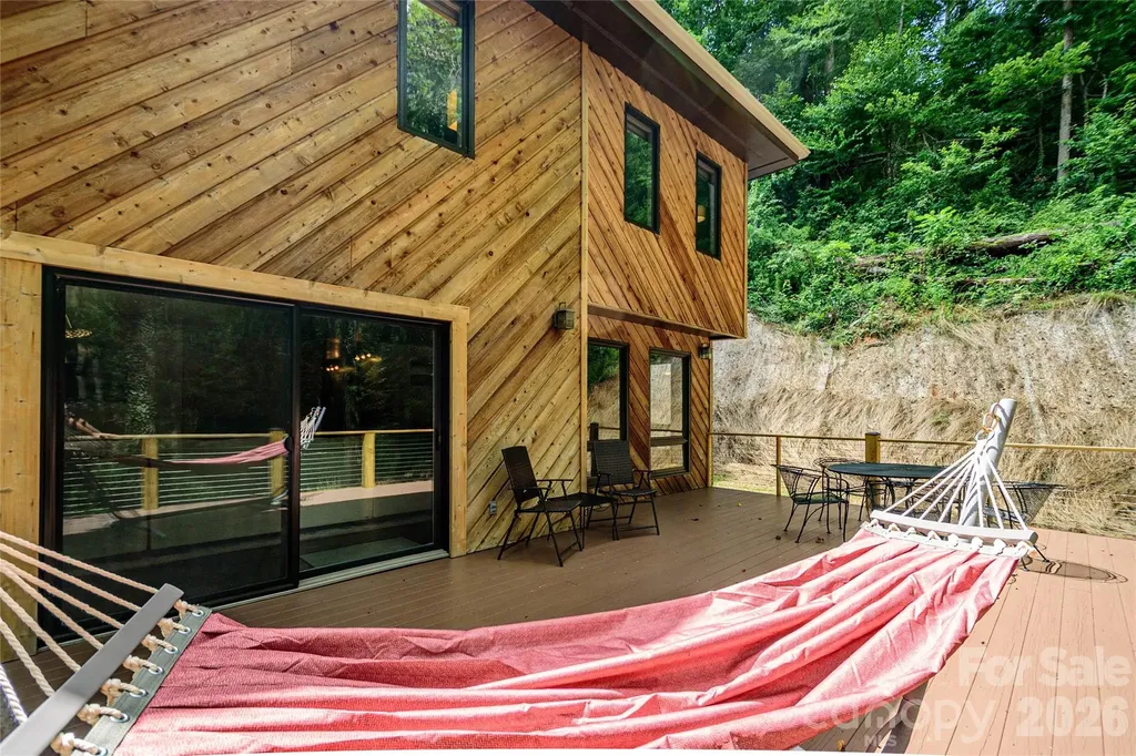 797 Merrills Cove Road Asheville NC 28803