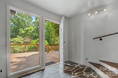 797 Merrills Cove Road Asheville NC 28803