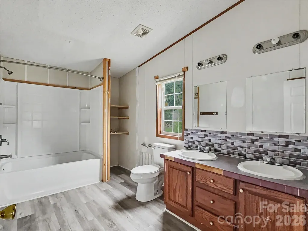 3916 Rev H Morrison Road Waxhaw NC 28173