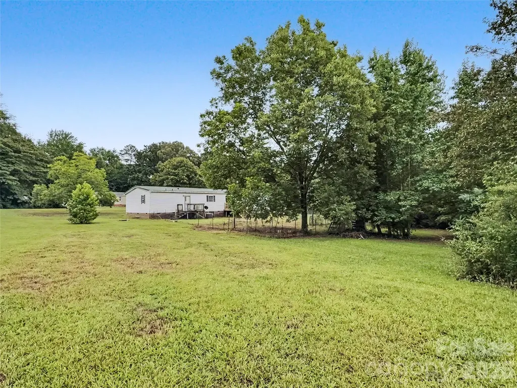 3916 Rev H Morrison Road Waxhaw NC 28173