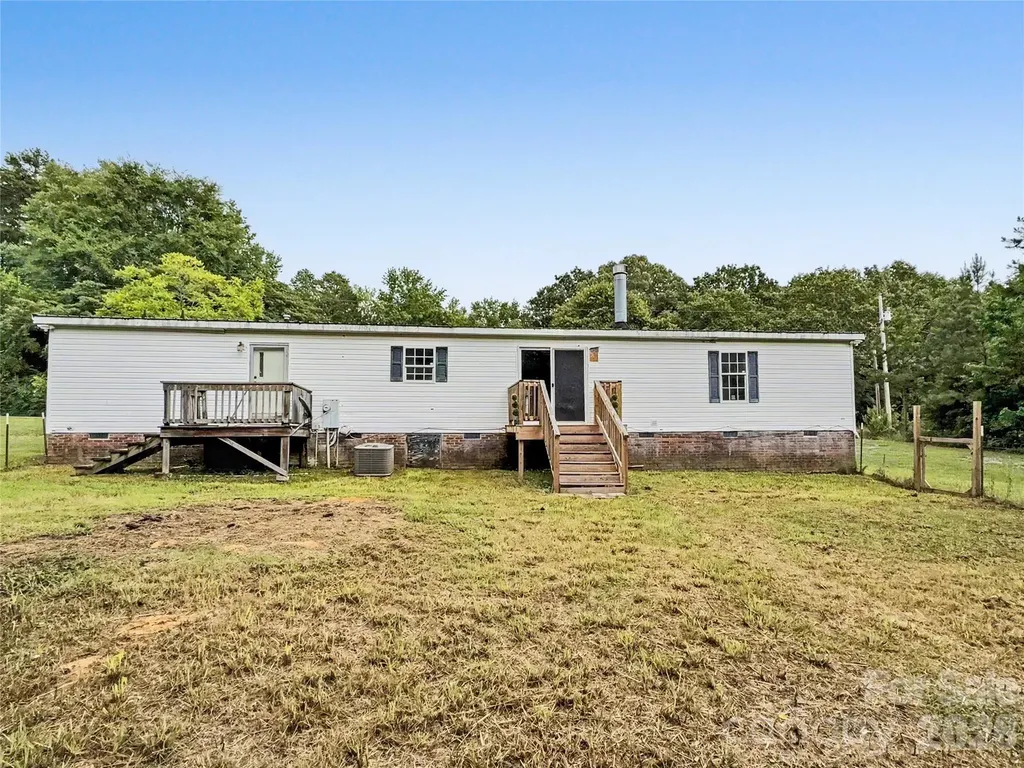 3916 Rev H Morrison Road Waxhaw NC 28173