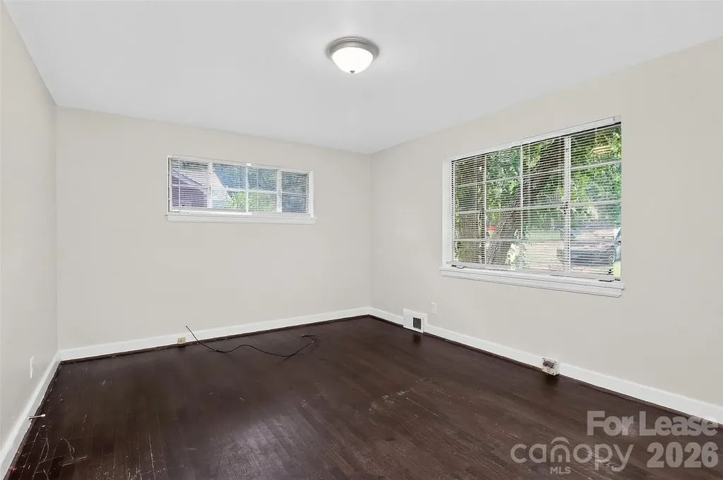 2642 Arnold Drive Charlotte NC 28205
