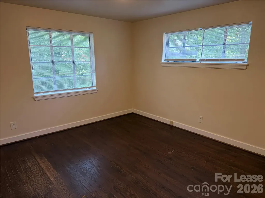 2642 Arnold Drive Charlotte NC 28205