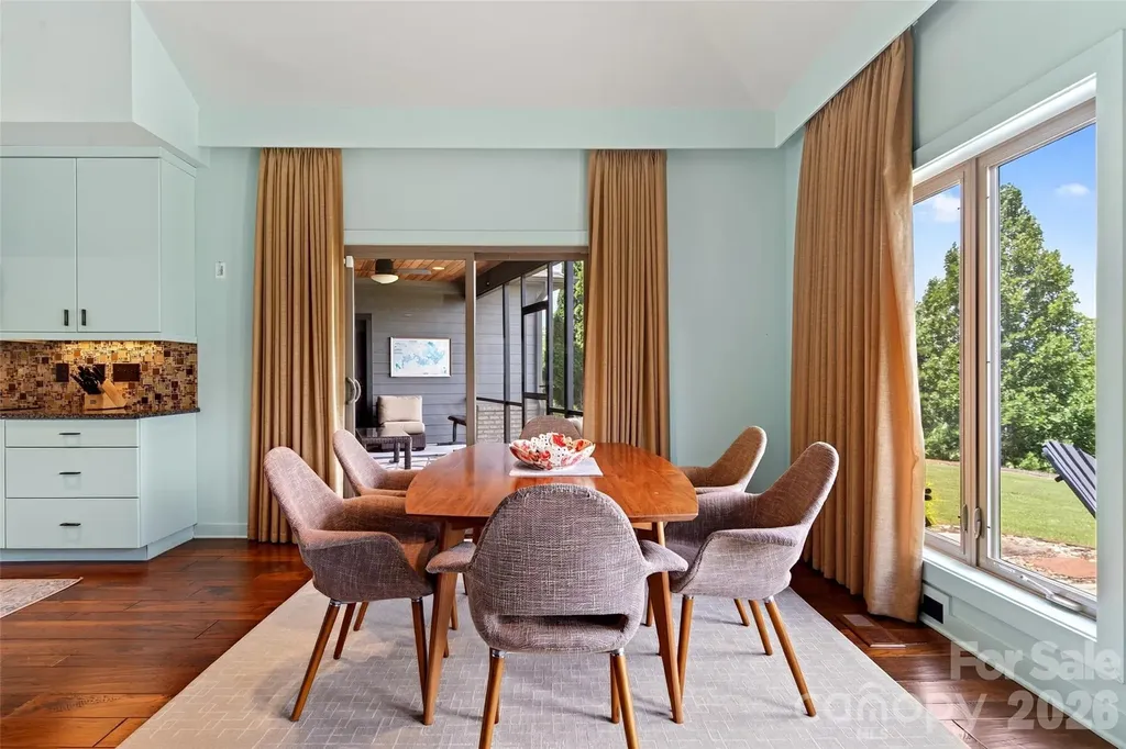 362 Captains Drive Nebo NC 28761