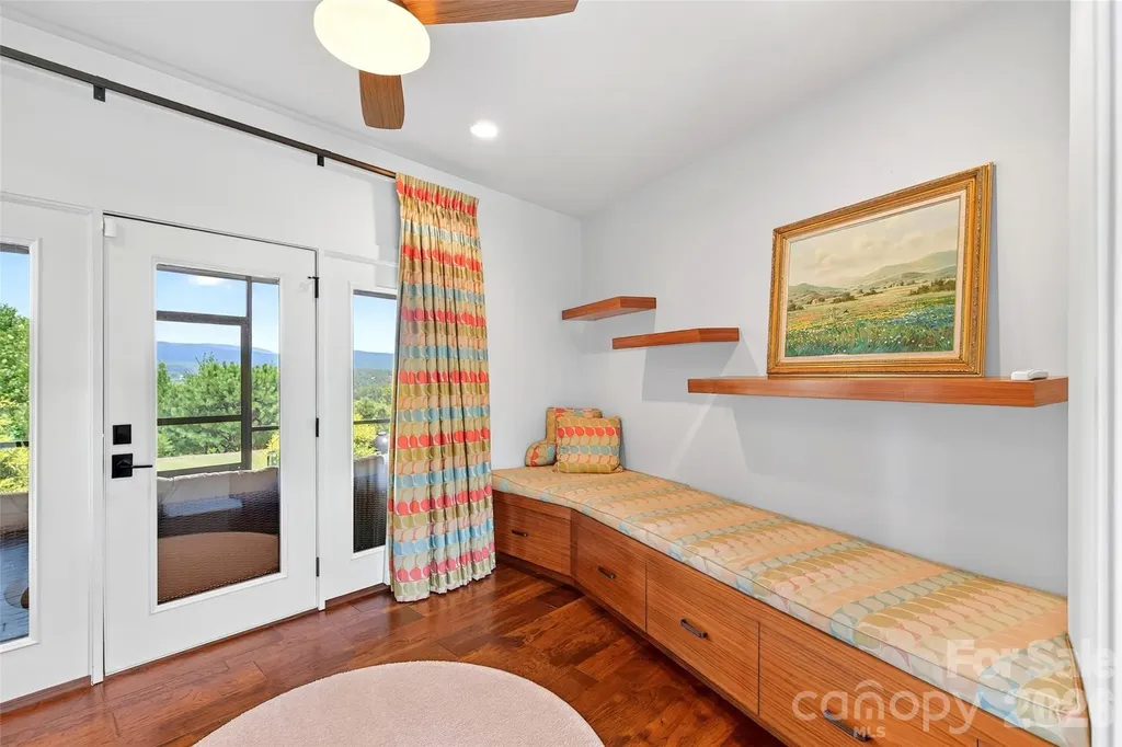 362 Captains Drive Nebo NC 28761