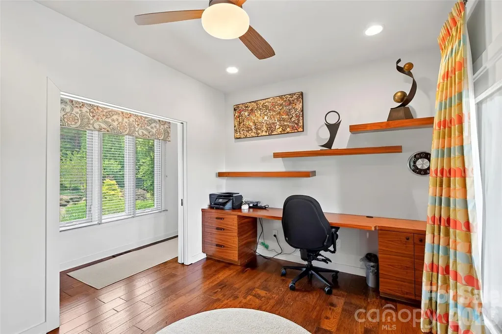 362 Captains Drive Nebo NC 28761
