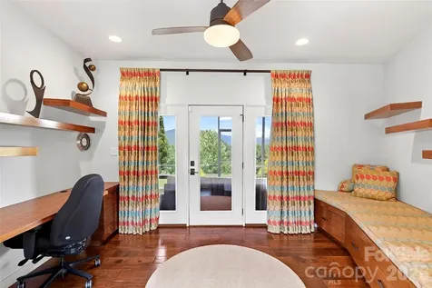 362 Captains Drive Nebo NC 28761
