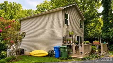 18 Old West Chapel Road Asheville NC 28803