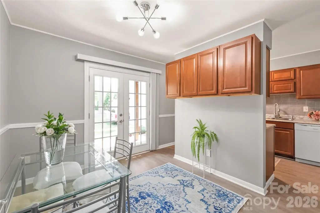 9156 Black Heath Circle Charlotte NC 28214