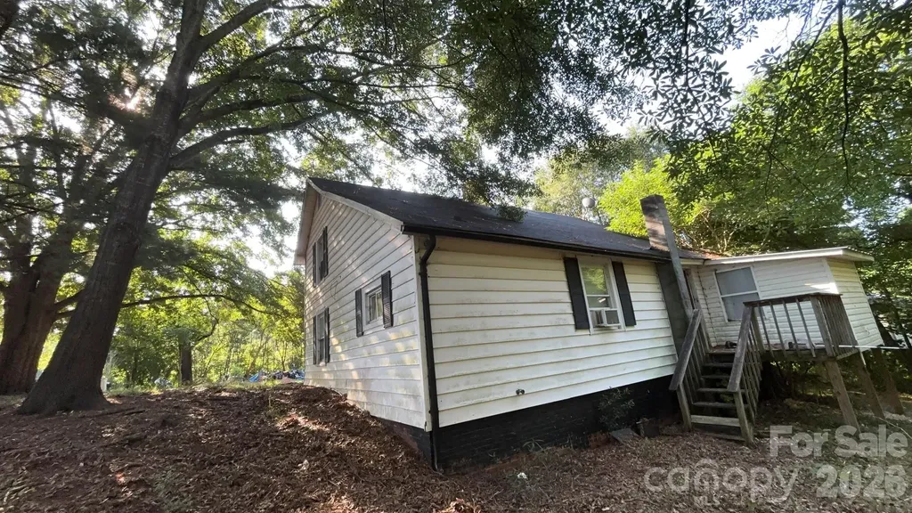 166 Main Street Henrietta NC 28076