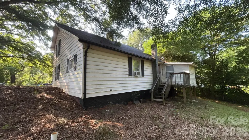 166 Main Street Henrietta NC 28076