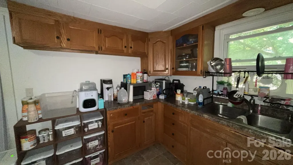 166 Main Street Henrietta NC 28076