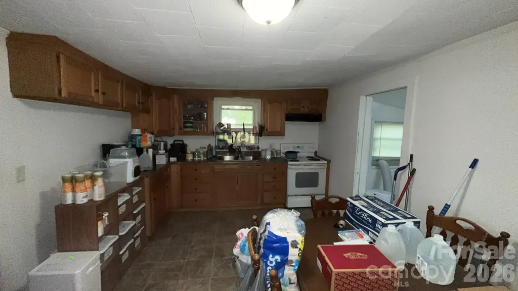 166 Main Street Henrietta NC 28076