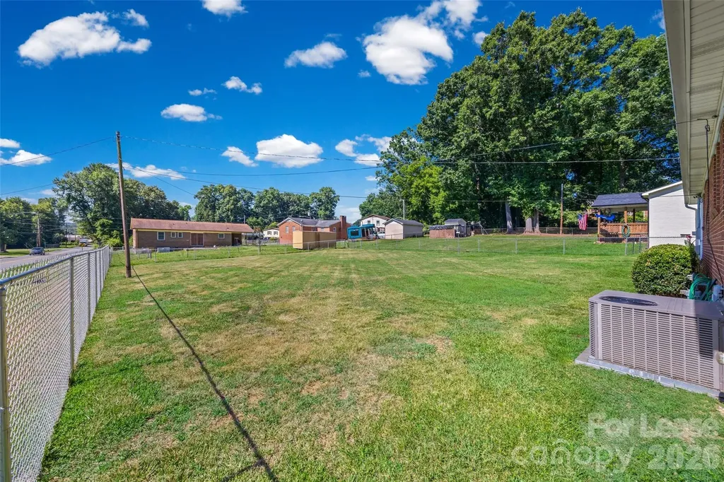 324 Bright Avenue Bessemer City NC 28016