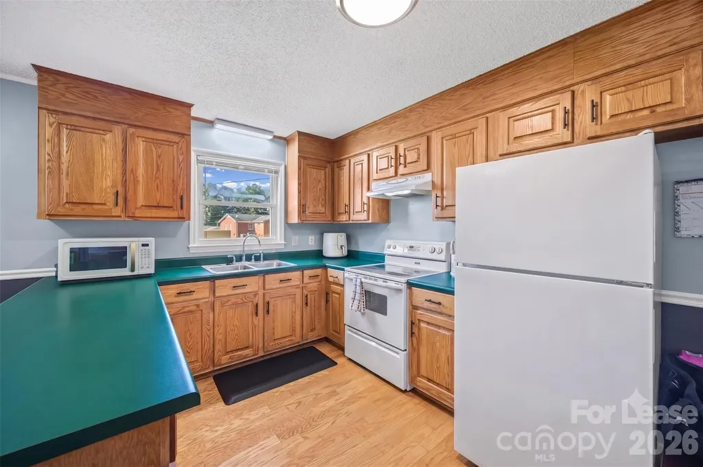324 Bright Avenue Bessemer City NC 28016