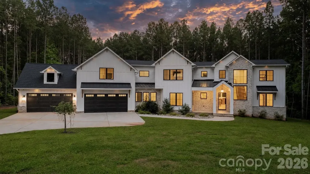 3738 George Court Denver NC 28037